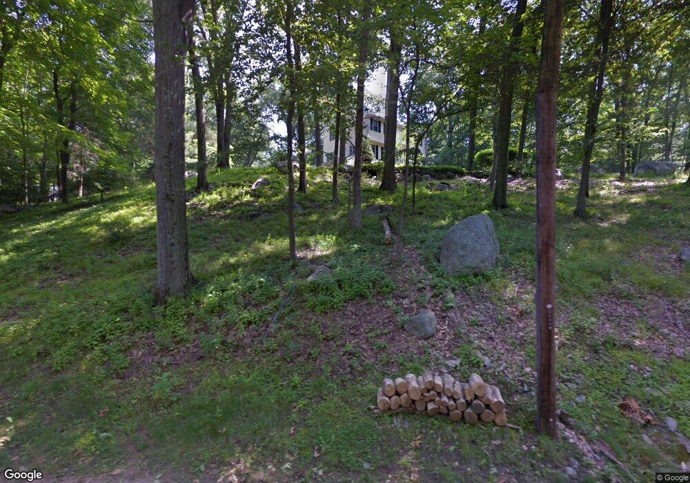 10 Tamarack Place, Wilton, CT 06897 - photo 1