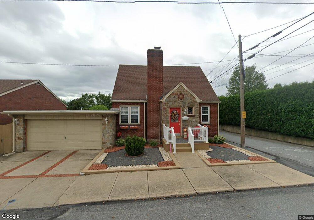 31 W 14th St, Hazleton, PA 18201 - photo 1