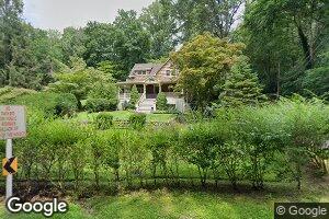 42 Harbor Hill Rd, Saint James, NY 11780