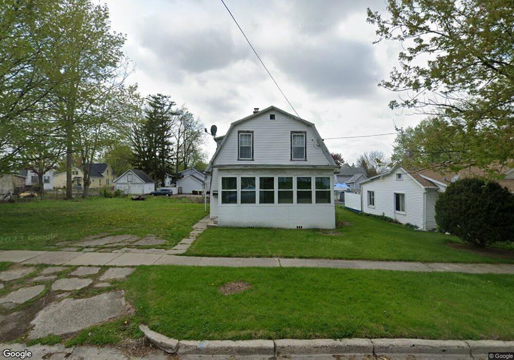 834 Caton Ave, Adrian, MI 49221 - photo 1