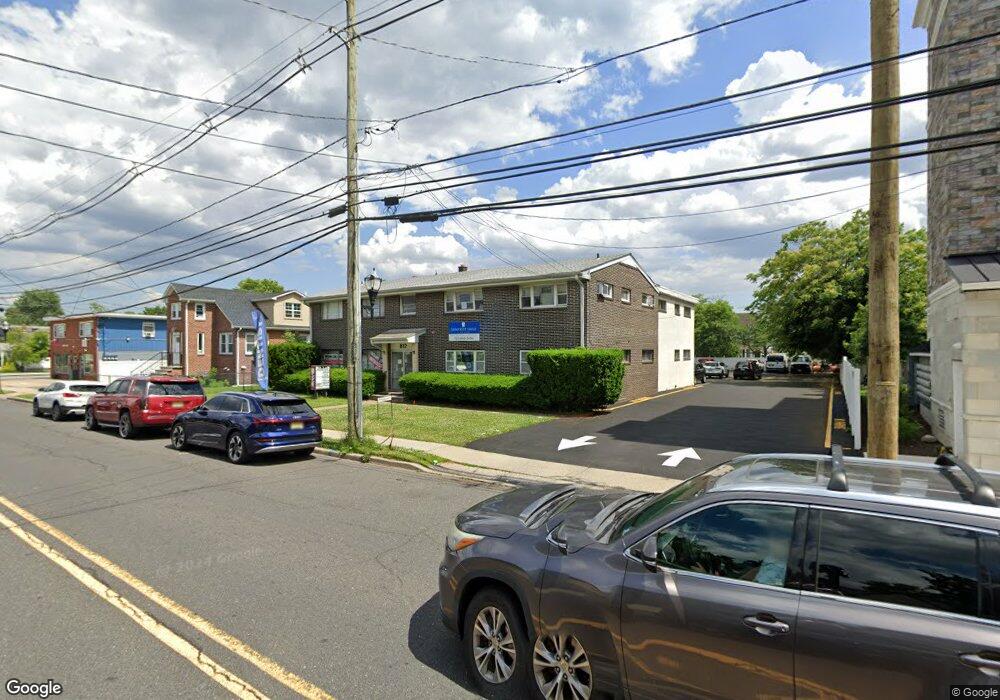 812 Hamilton St, Somerset, NJ 08873 - photo 1