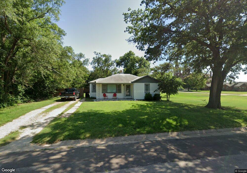429 W Colwich Ave, Colwich, KS 67030 - photo 1