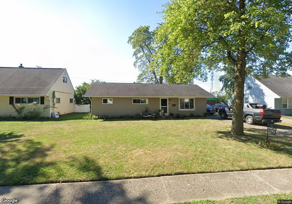 4133 Virginia Cir E, Columbus, OH 43213 - photo 1