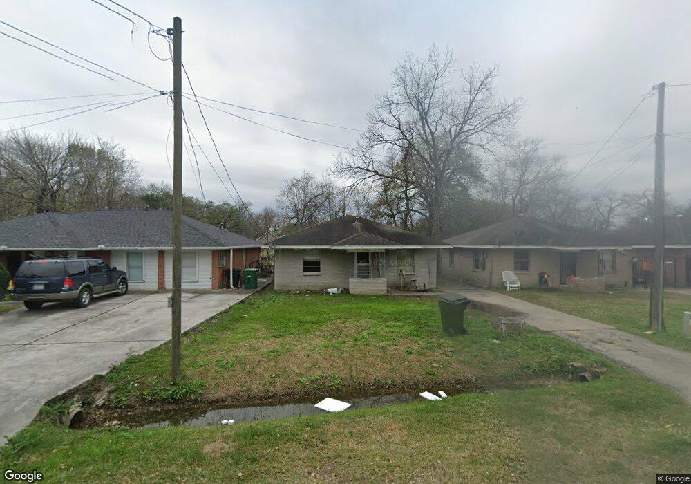 1106 Eubanks St, Houston, TX 77022 - photo 1