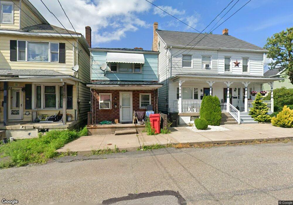 27 E Monroe St, McAdoo, PA 18237 - photo 1