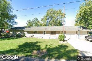 724 S Iowa St, Ashmore, IL 61912