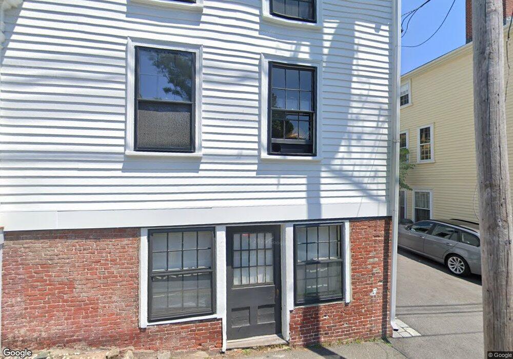 11 Pearl St, Marblehead, MA 01945 - photo 1