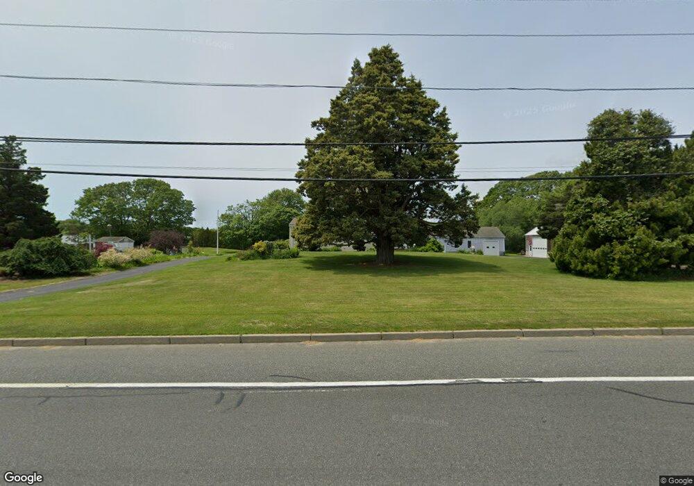 10 Dunns Corner Rd, Westerly, RI 02891 - photo 1