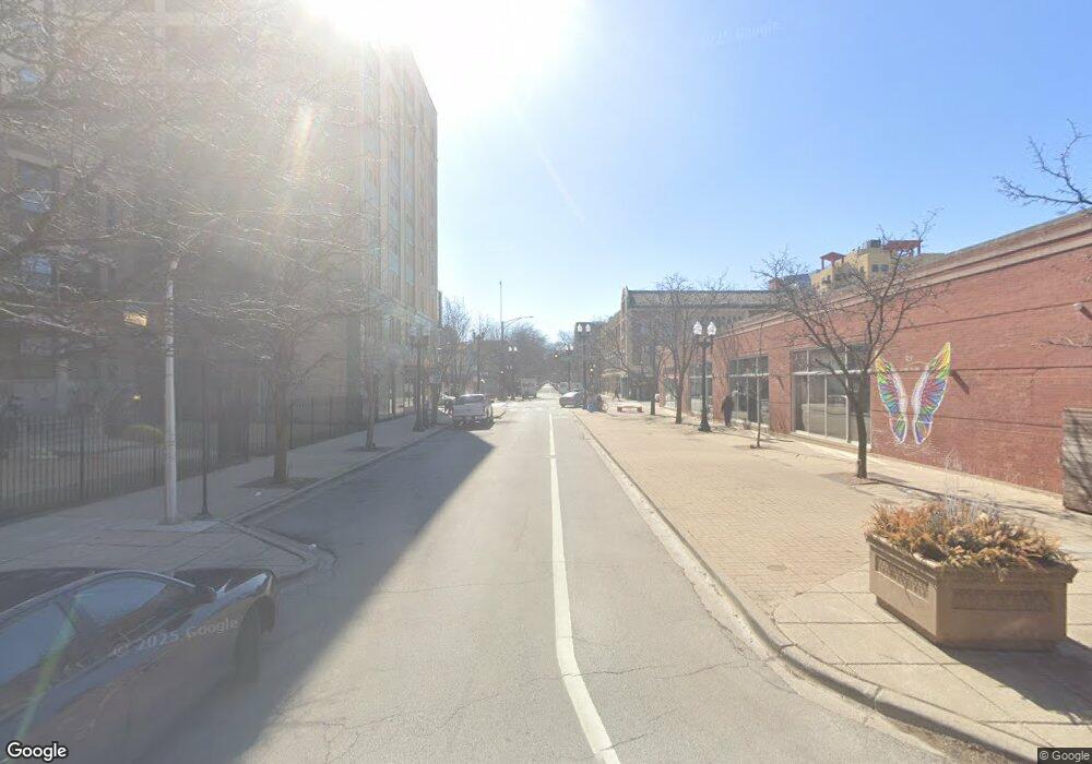 33458 N Winthrop Ave, Waukegan, IL 60085 - photo 1