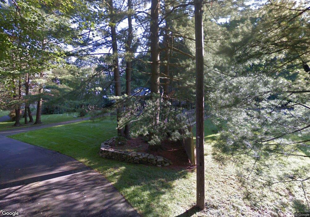 8 Davis Ln, Westport, CT 06880 - photo 1