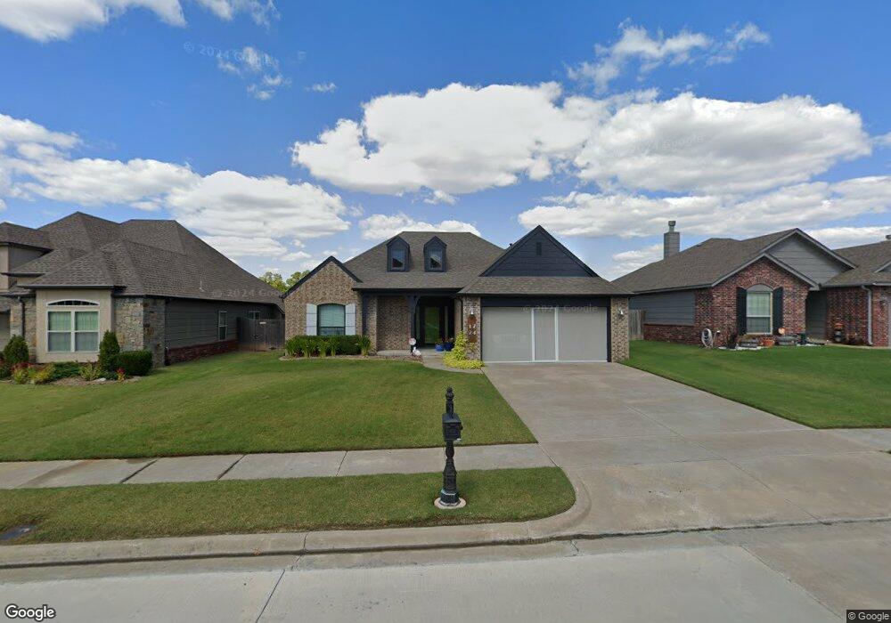 1724 W Canton Ct, Broken Arrow, OK 74012 - photo 1