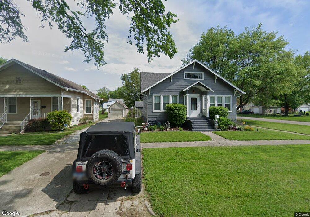 2900 Richmond Ave, Mattoon, IL 61938 - photo 1