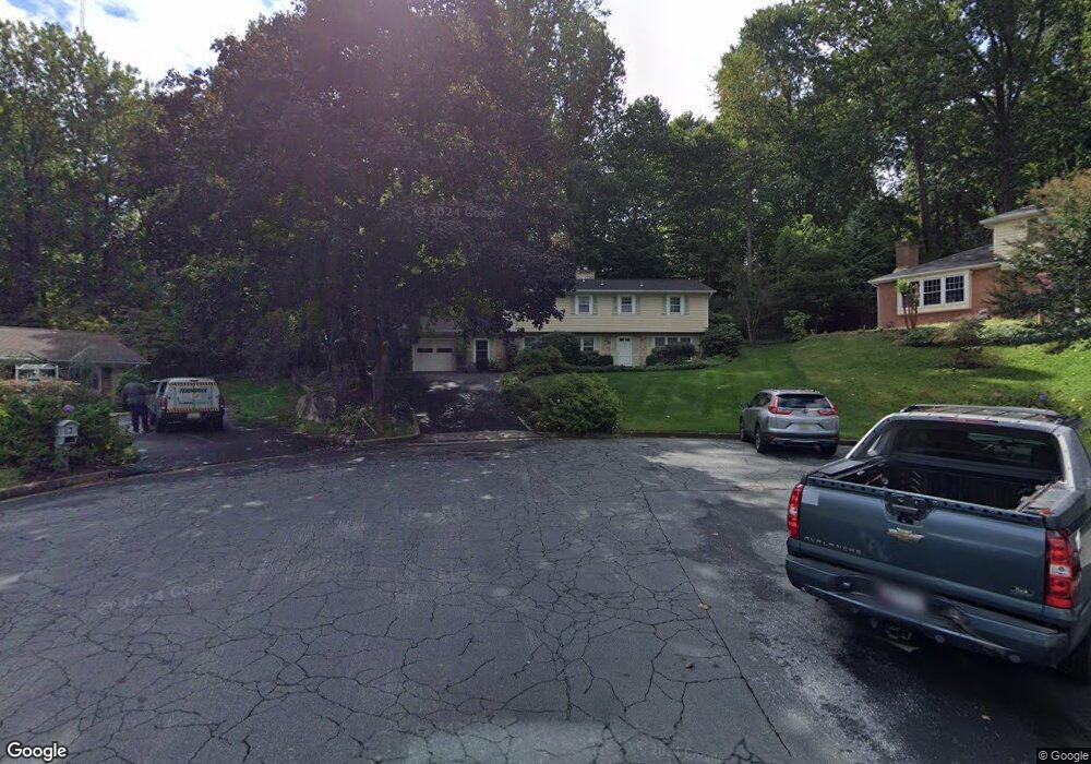 5 Pinetree Ct, Towson, MD 21286 - photo 1