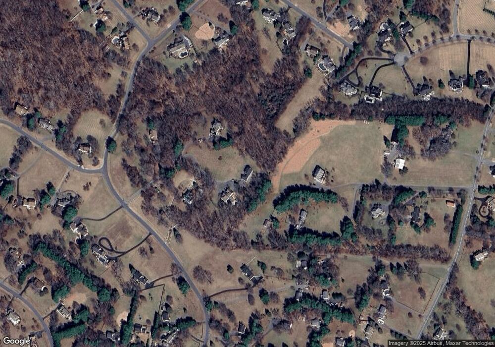 22011 Foxlair Rd, Gaithersburg, MD 20882 - photo 1