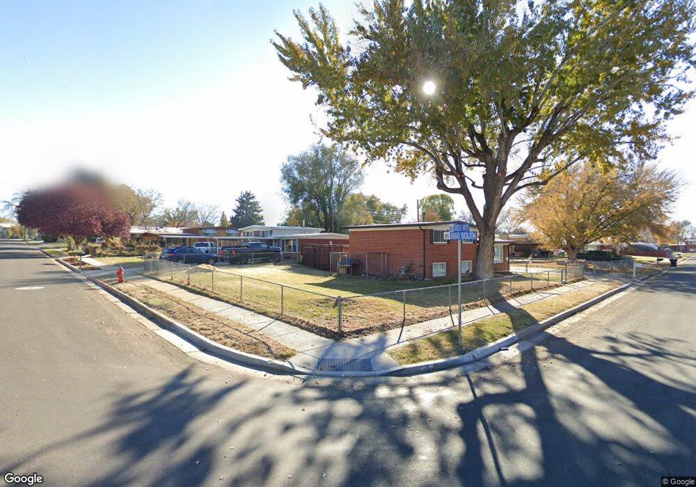 3860 S 2650 W unit B28, Roy, UT 84067 - photo 1