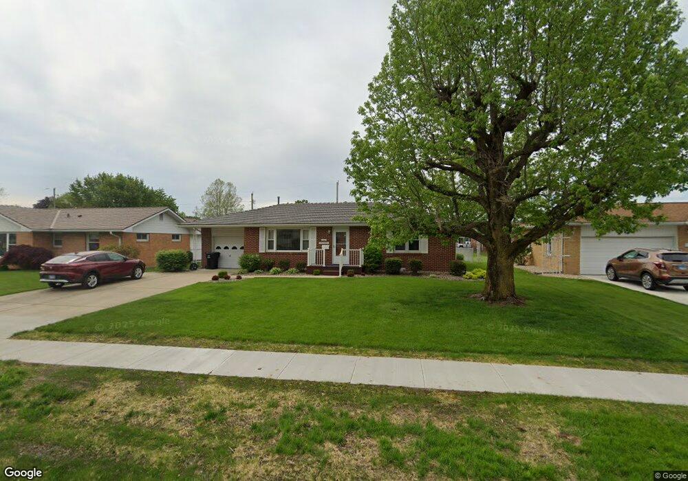 1207 Bell Ave, Mattoon, IL 61938 - photo 1