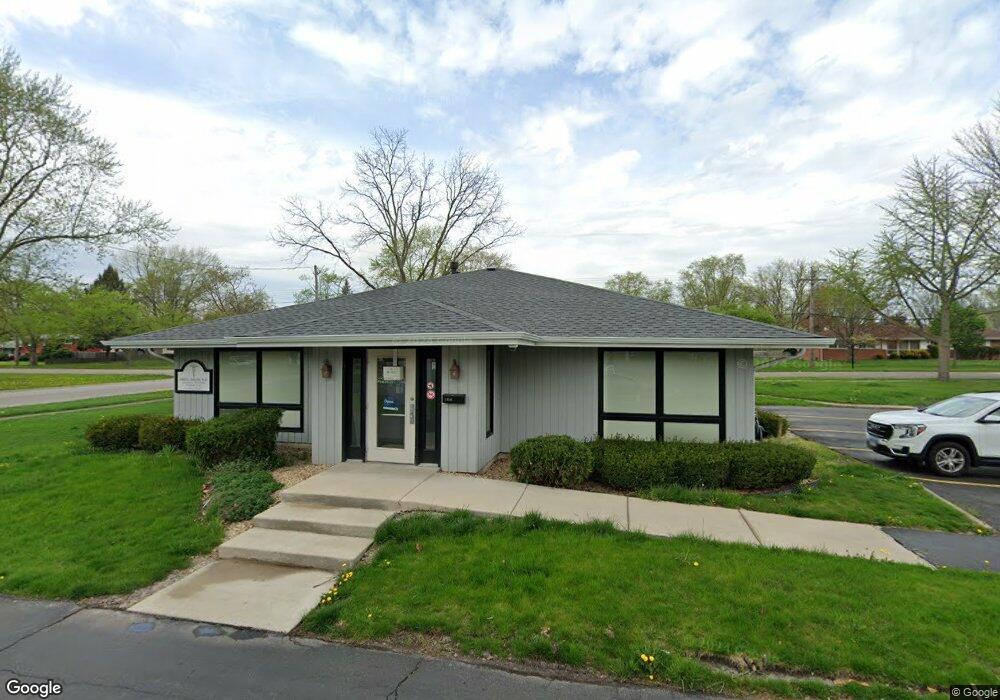 1414 W Illinois Ave, Aurora, IL 60506 - photo 1