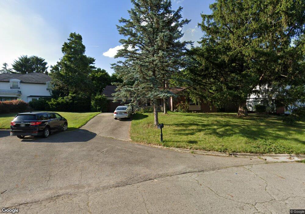 1409 Lonsdale Rd, Columbus, OH 43232 - photo 1