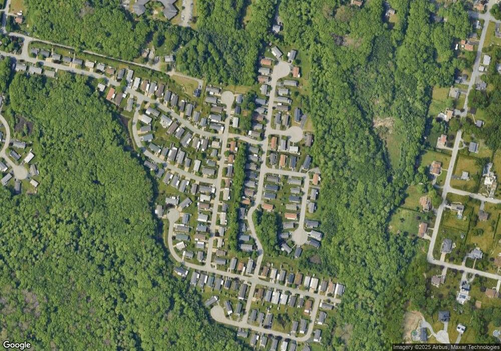 69 Lark Ln, Tiverton, RI 02878 - photo 1