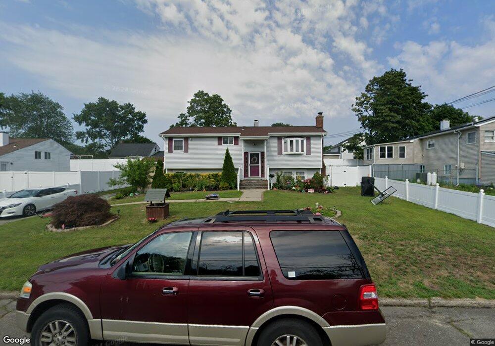 3116 Watch Hill Ave, Medford, NY 11763 - photo 1