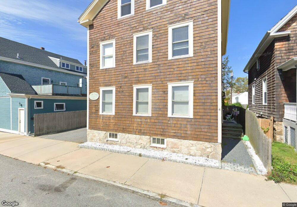 4 Carey St, Newport, RI 02840 - photo 1