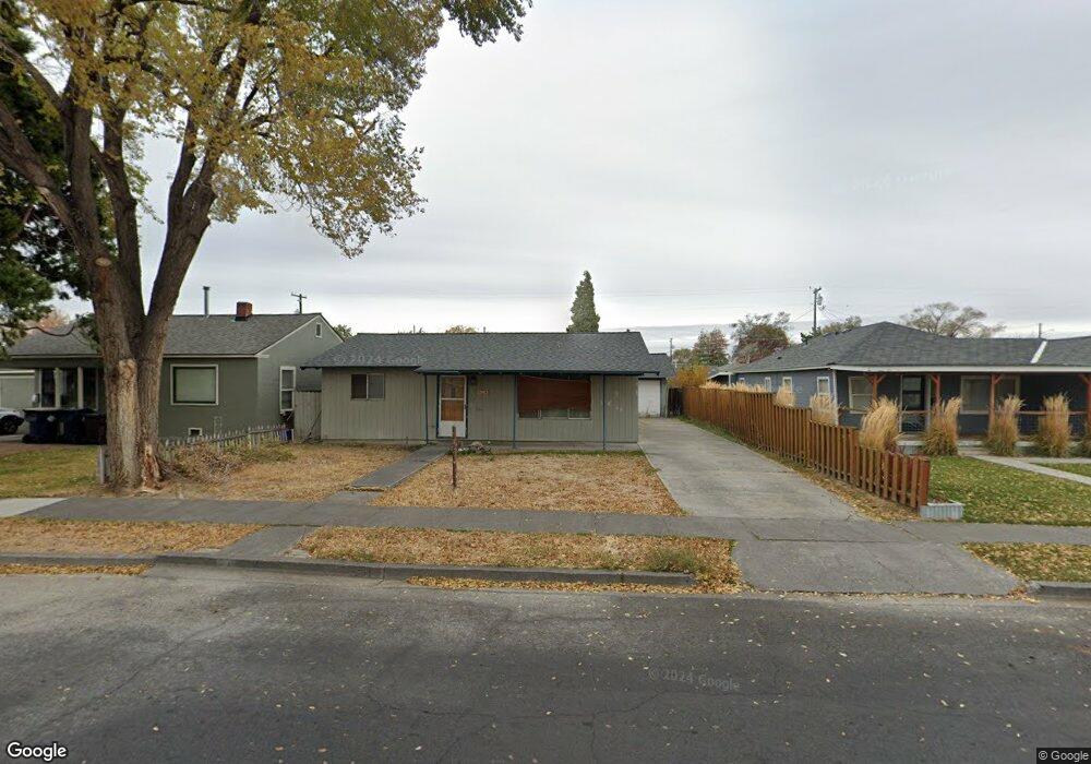 914 SW 13th St, Redmond, OR 97756 - photo 1