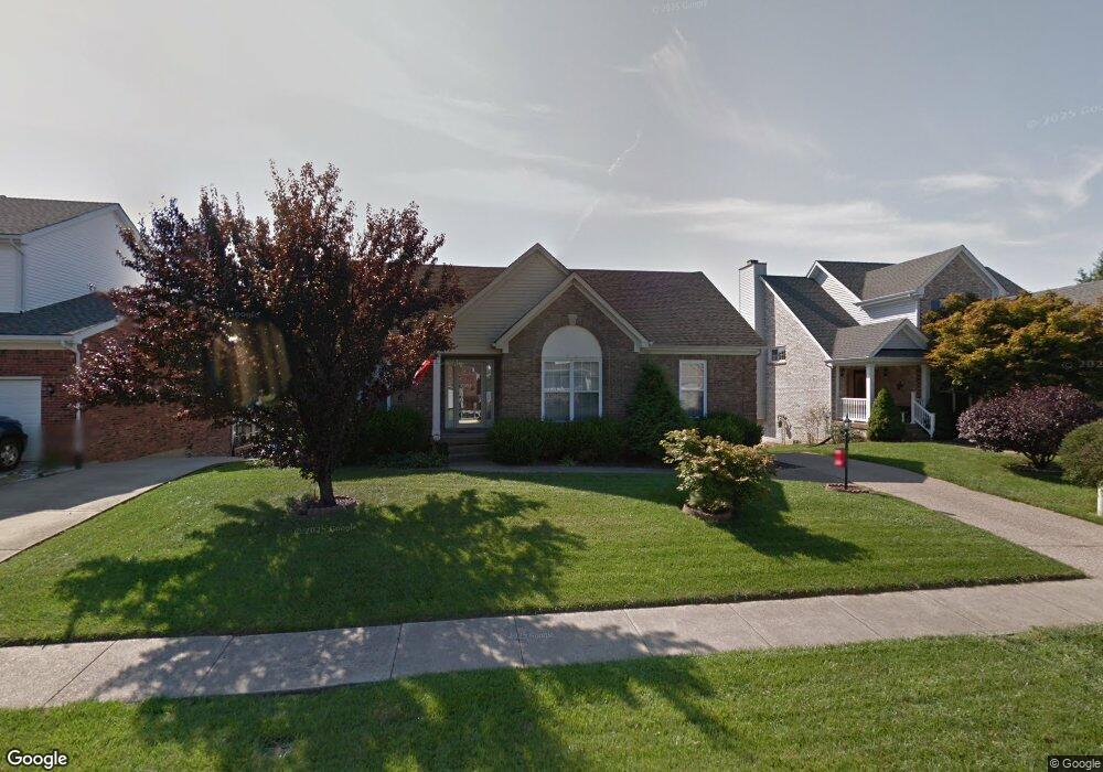 8018 Adams Run Rd, Louisville, KY 40228 - photo 1