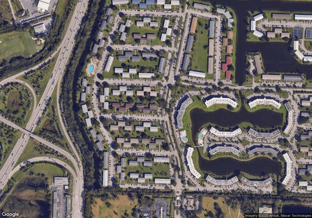 350 Windsor O unit 350, West Palm Beach, FL 33417 - photo 1