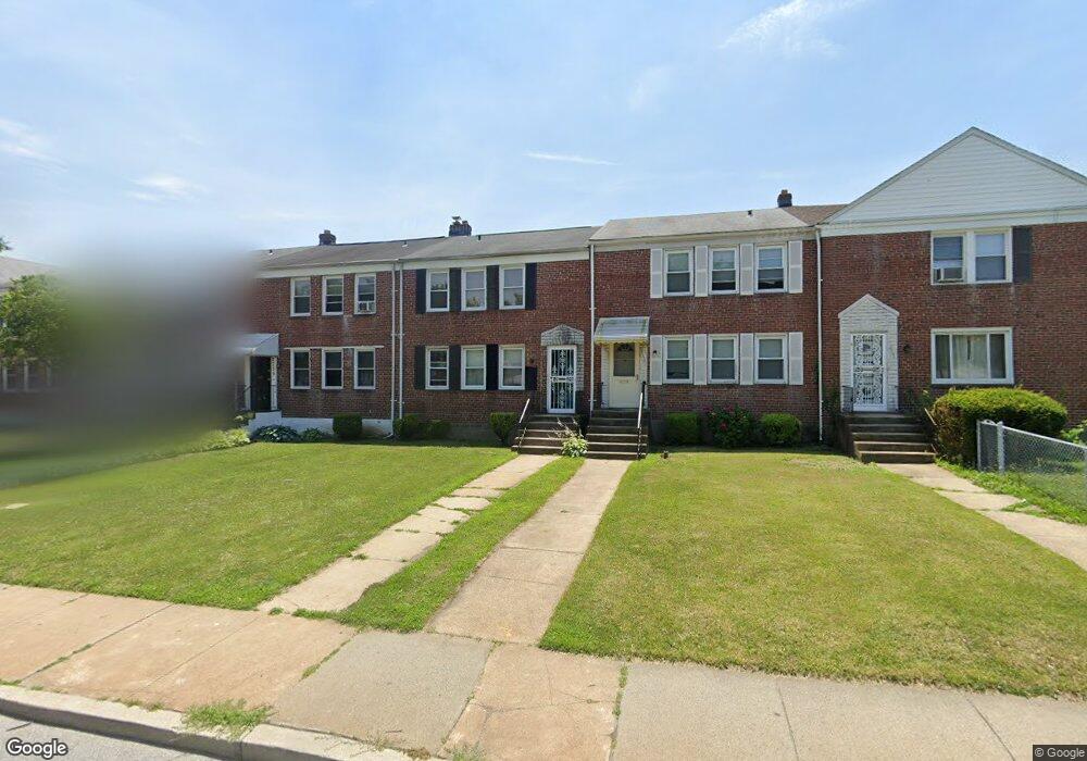 2737 Gwynns Falls Pkwy, Baltimore, MD 21216 - photo 1