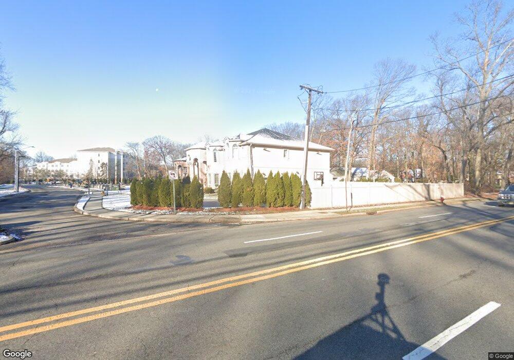 1 Sipporta Ln, Paramus, NJ 07652 - photo 1