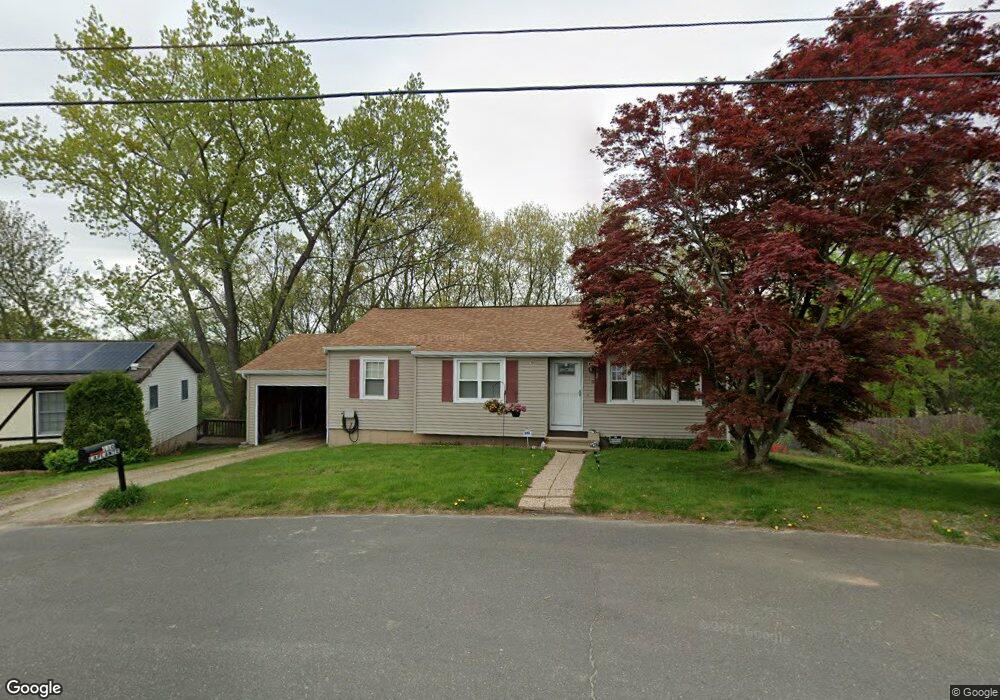 110 Horseshoe Dr, Waterbury, CT 06706 - photo 1