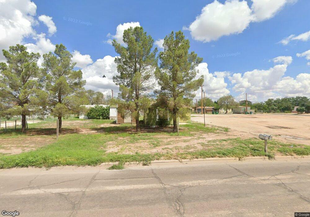 410 E Skelly St, Hobbs, NM 88240 - photo 1