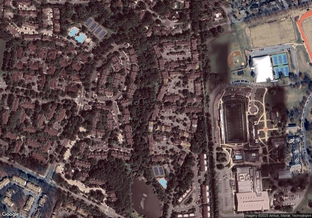 10778 Brewer House Rd, Rockville, MD 20852 - photo 1