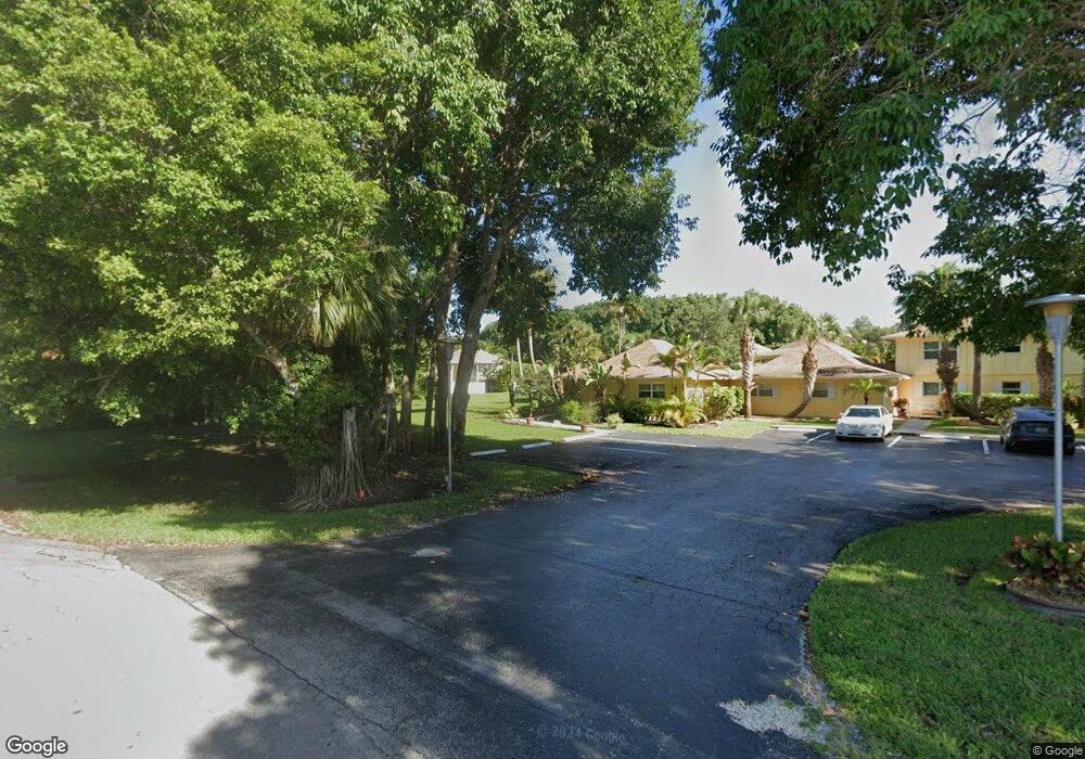 1210 Solana Rd unit 10, Naples, FL 34103 - photo 1