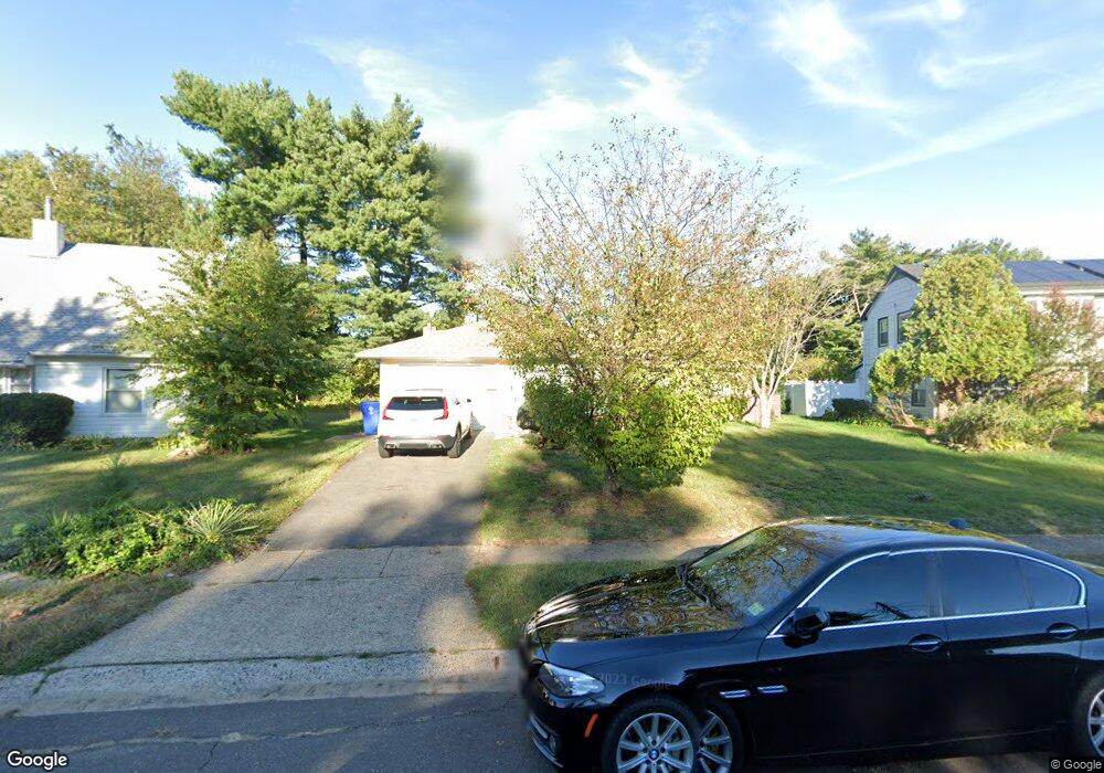 27 Bermuda Cir, Willingboro, NJ 08046 - photo 1