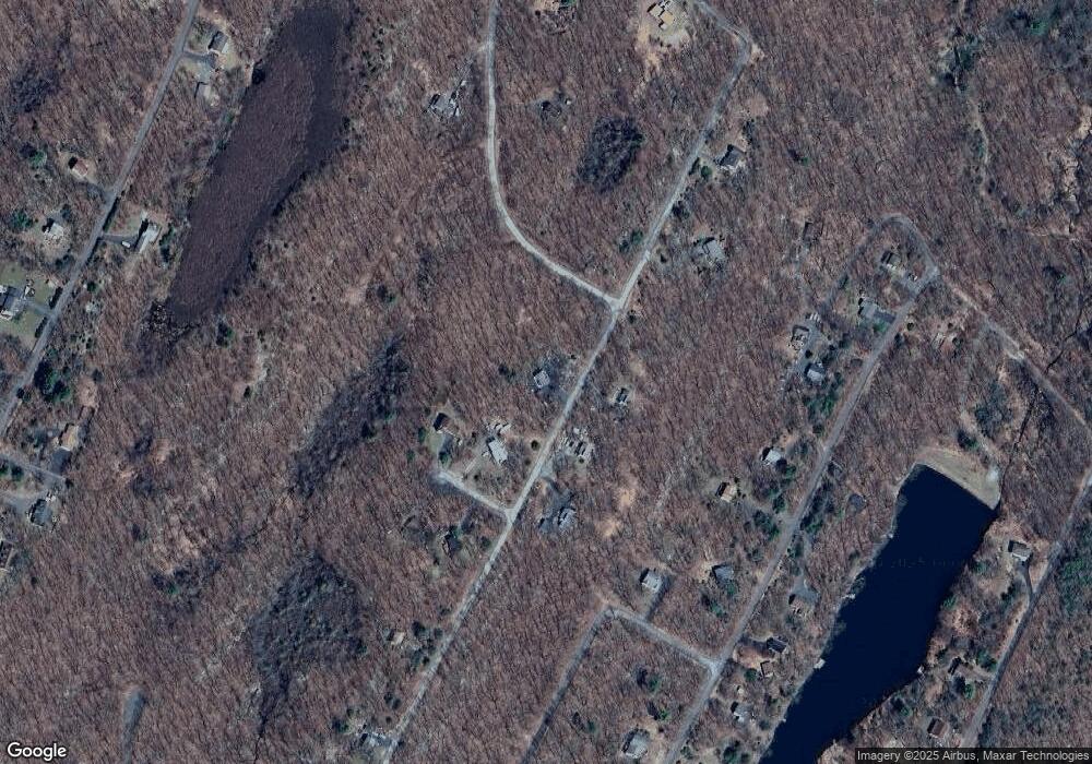 121 Hillcrest Dr, Dingmans Ferry, PA 18328 - photo 1