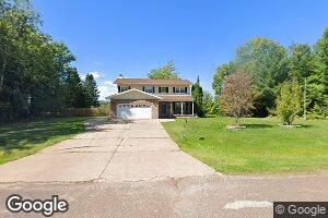 1025 Riverview Dr, Ontonagon, MI 49953