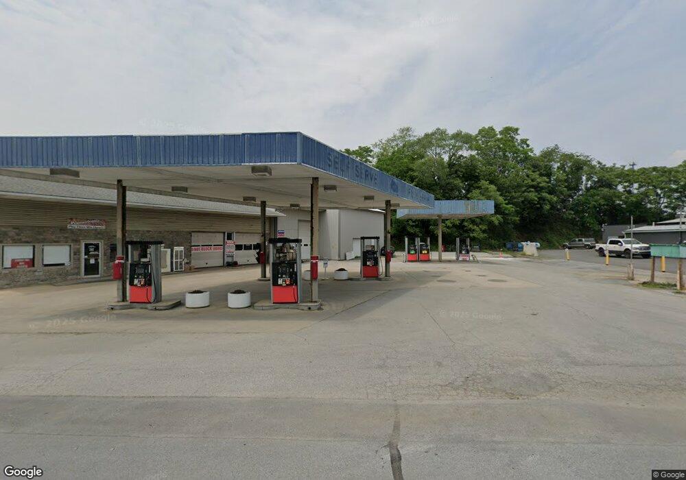 1027 Lincoln Way W, Chambersburg, PA 17202 - photo 1