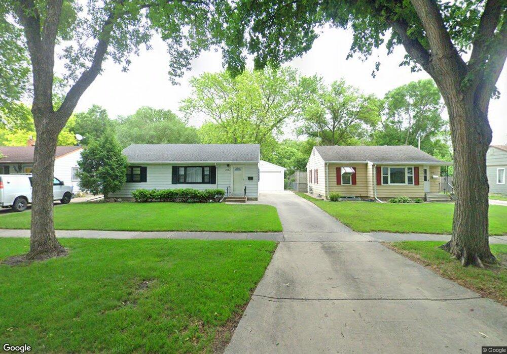 1637 2nd St N, Fargo, ND 58102 - photo 1
