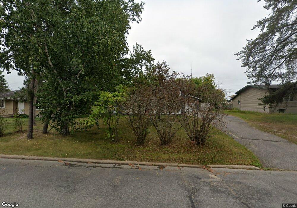 204 Clover Ln, Grand Rapids, MN 55744 - photo 1