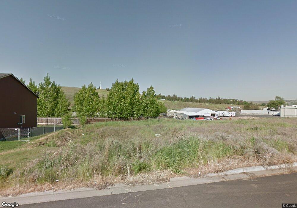 1273 SW 12th Dr, Pendleton, OR 97801 - photo 1