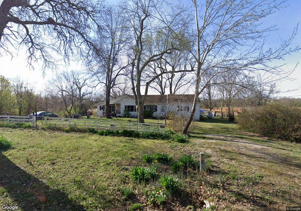 555 Pleasant Run Rd, Mammoth Spring, AR 72554 - photo 1