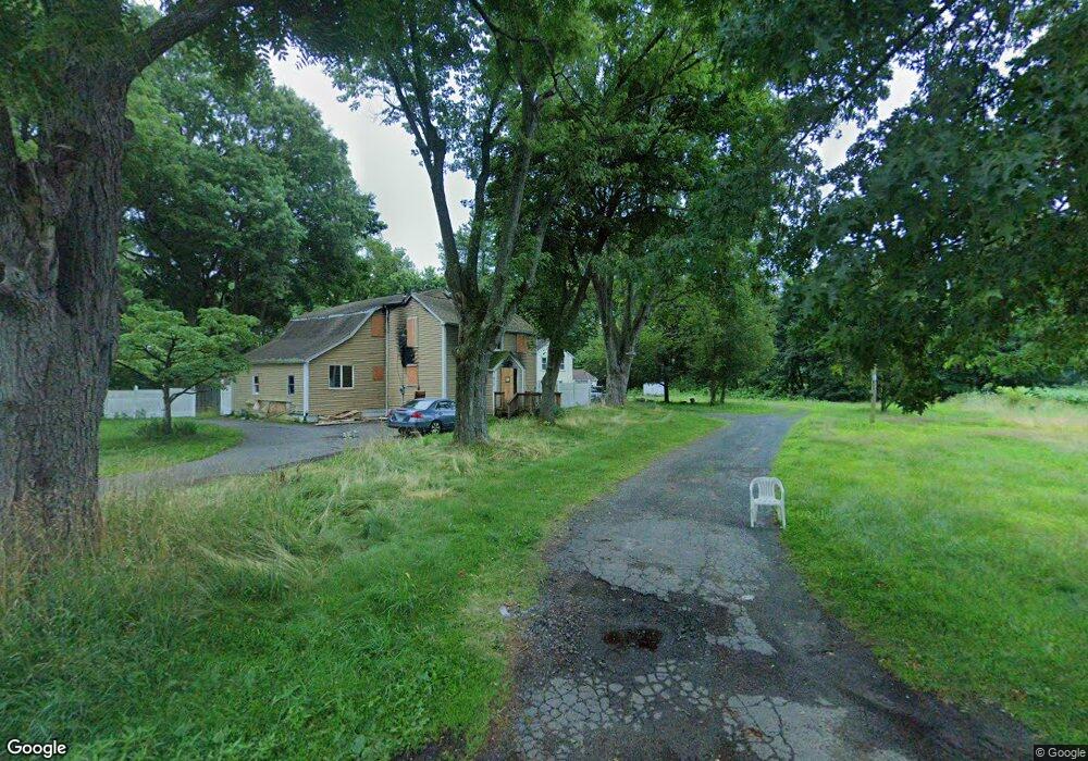 909 Thompsonville Rd, Suffield, CT 06078 - photo 1