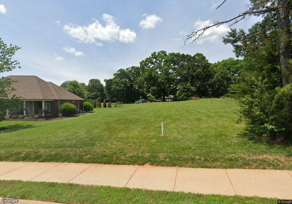 305 Macon Dr unit L37, Statesville, NC 28625 - photo 1