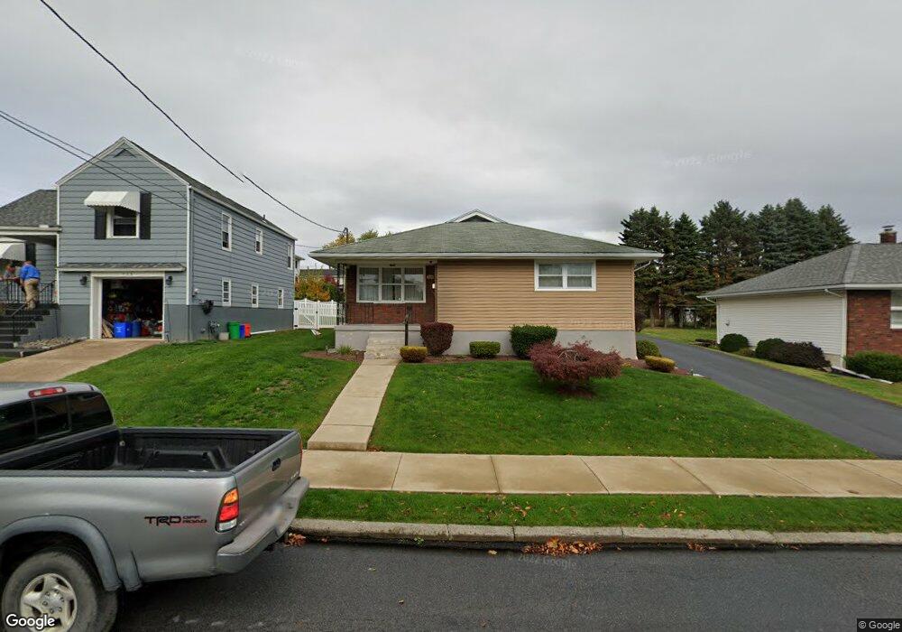 724 Miles Ave, Olyphant, PA 18447 - photo 1