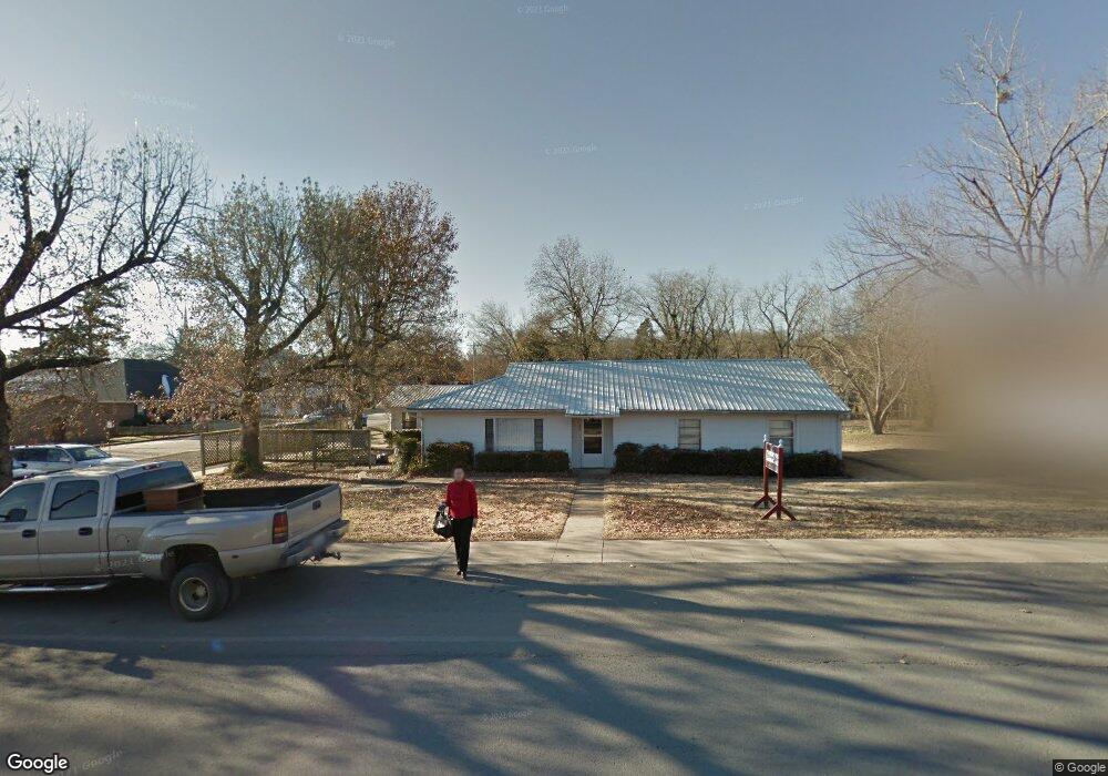 205 N College Ave, Tahlequah, OK 74464 - photo 1