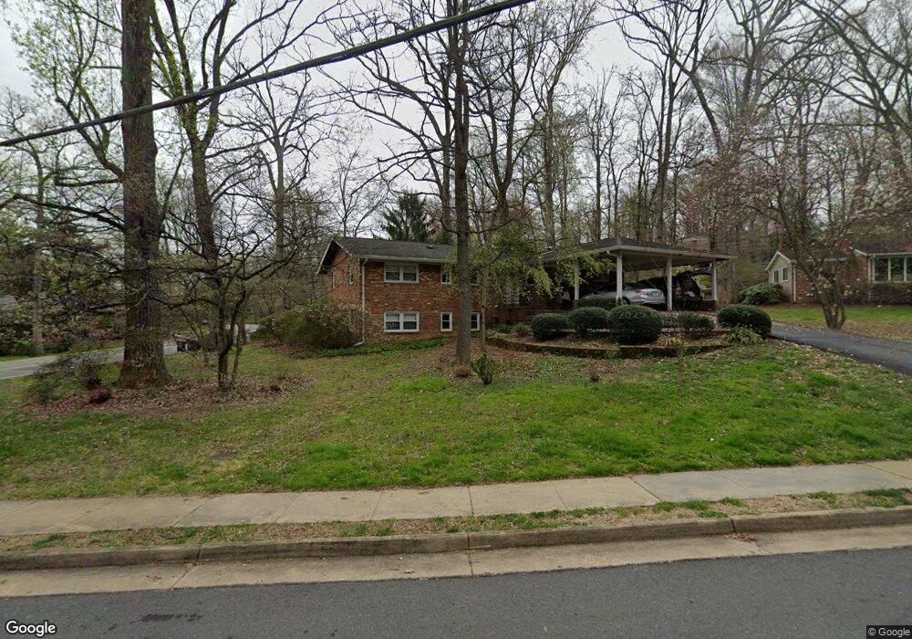 3313 Stoneybrae Dr, Falls Church, VA 22044 - photo 1