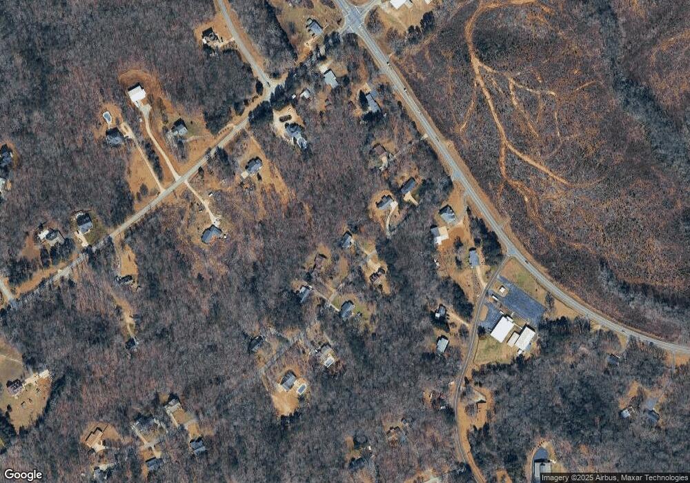 165 Laurel Oak Dr, Cornelia, GA 30531 - photo 1