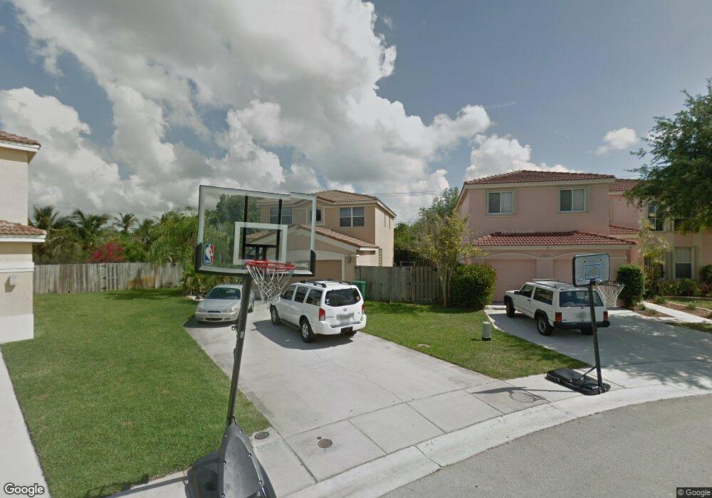 10614 SW 17th Place, Davie, FL 33324 - photo 1