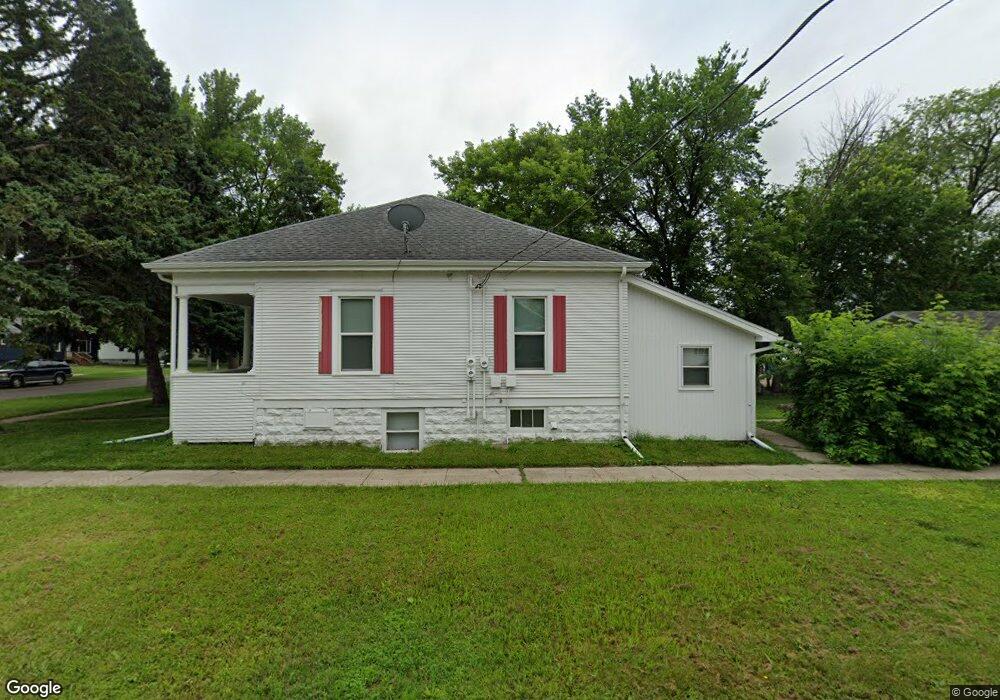 1044 College St N, Fargo, ND 58102 - photo 1